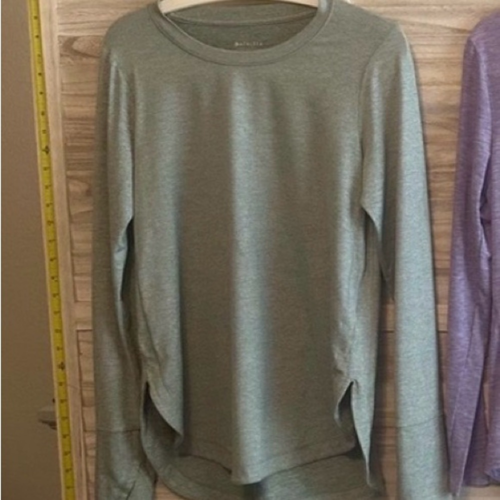 Athleta Heather Teal Long Sleeve Active Tee- Small